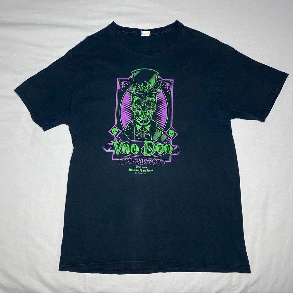 Vintage Ripleys Believe It Or Not Voo Doo T-Shirt Men’s Size M Black Fruit